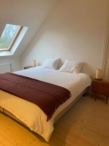 Annasroom - Chambre d'hôtes - Courtrai