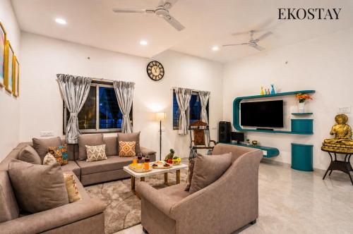 EKOSTAY Gold - Vanamora Villa in Deolali