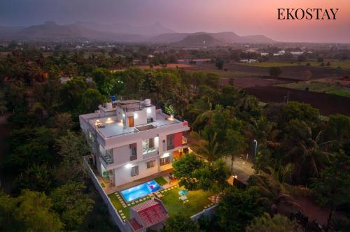 EKOSTAY Gold - Vanamora Villa