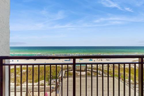Gorgeous gulf front condo with pools hot tub and gym – khách sạn tại Destin Beachfront