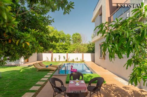 EKOSTAY Gold - Vanamora Villa in Deolali