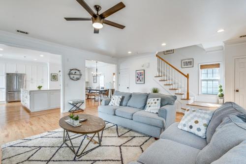 Walk to Mercedes-Benz! Spacious Getaway in Atlanta in Vine City