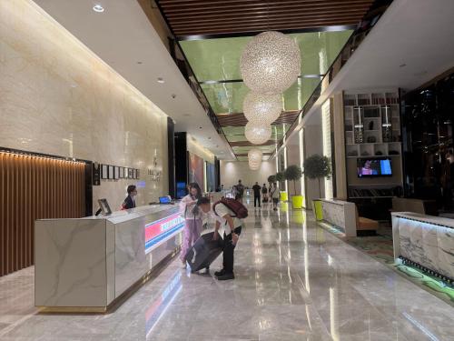 The platinum suites by ZYVO stay - main image