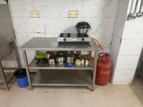 Kitchen, GULNAAR INN in Chennai