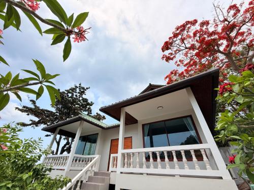 Tanotebay View Resort by Kohtao Heritage in Tanote Bay