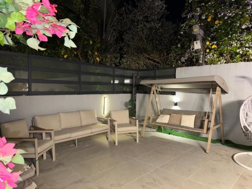 Garden, Luxury Family Villa with Private Pool & Jacuzzi in Raanana