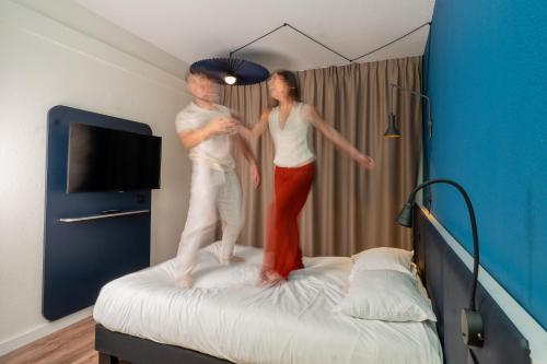 ibis Orange Centre - image 38