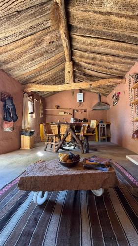 Las Cuevas - Casa de adobe en Huachichocana