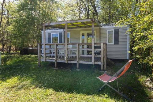 Mobilhome Ibiza climatisé 48 – khách sạn tại Campagnac-les-Quercy