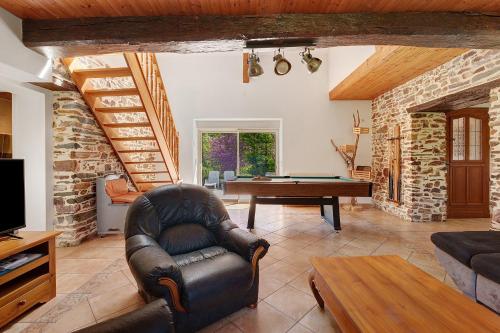Viesnīcas āriene, Grand Gîte Le Jeanneau Spa 15p (Grand Gite Le Jeanneau Spa 15p) in Bonnoeuvre ciems