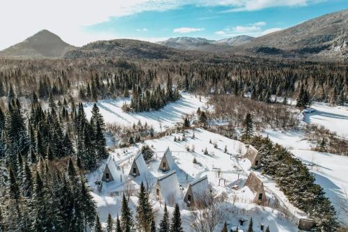 Farouche Tremblant Cabines nature avec bain nordique in Lac Superieur (QC)
