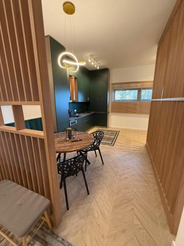 Tomis Villa Center Studio – khách sạn tại Modern Beach