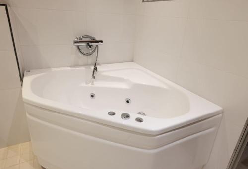 Létesítmények, Kaksikerroksinen asunto Ullanlinnassa oma Spa in Ullanlinna
