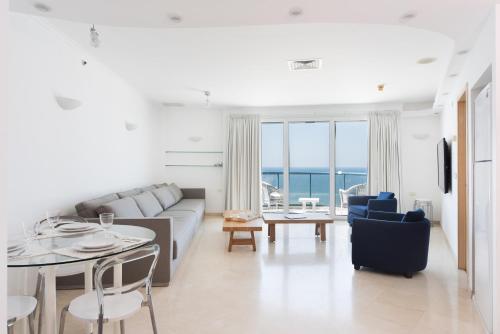 Luxury Beachfront Apts in Tel Aviv by Sea N' Rent