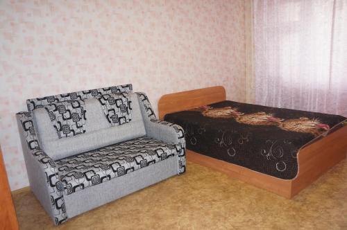 Apartments on Parizhskoy Kommuny street - image 6