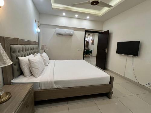 Elysium Tower Prime Luxury Residency Centaurus View Islamabad - image 13