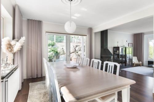 Spacious Family Villa Large Terrace 3BR in 헤셀뷔 빌라스타드