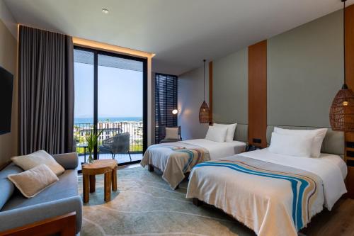 2 twin beds