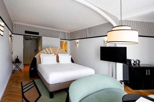 room detail thumbnail 0