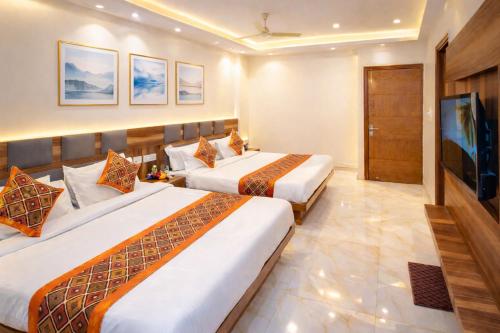 room detail thumbnail 0