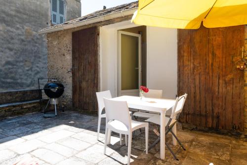 Maisonnette Chez Aurèle (Maisonnette Chez Aurele) in Santa-Maria-di-Lota