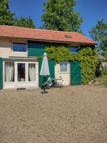 Balkons/terase, Gîtes de beaux rêves, Glycine (Gites de beaux reves, Glycine) in Uxeau