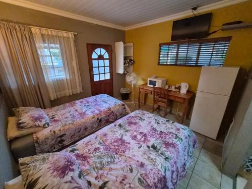 N4 Guest Lodge