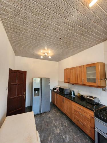 S & J Lodge with high speed Starlink WiFi in Tamale