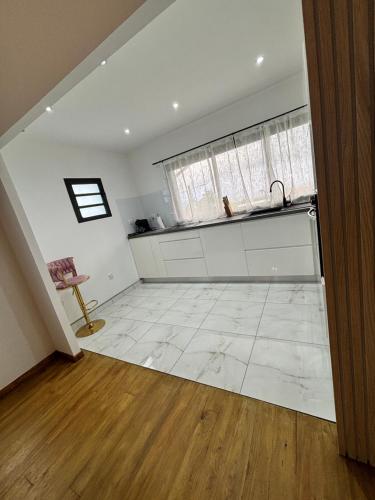 Golden Dream Suites la Suite Gold in กาปสแตร์ แบลโล