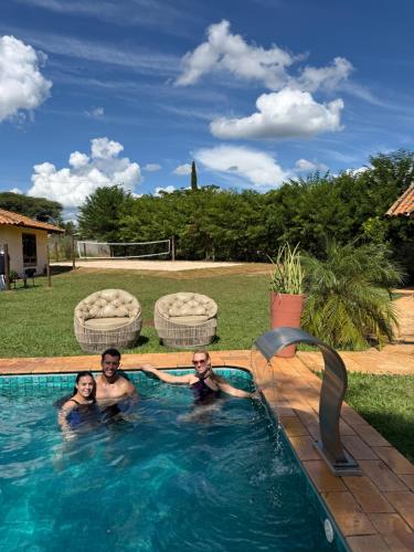 Skats, Chácara com Piscina, Hidro, Campo de futebol, Beach Tennis, Sinuca e Churrasqueira (Chacara com Piscina, Hidro, Campo de futebol, Beach Tennis, Sinuca e Churrasqueira) in Analandia