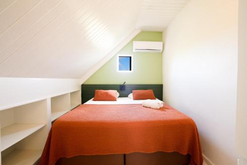 One Bedroom Tropical Escape - The green flamingo in Willibrordus