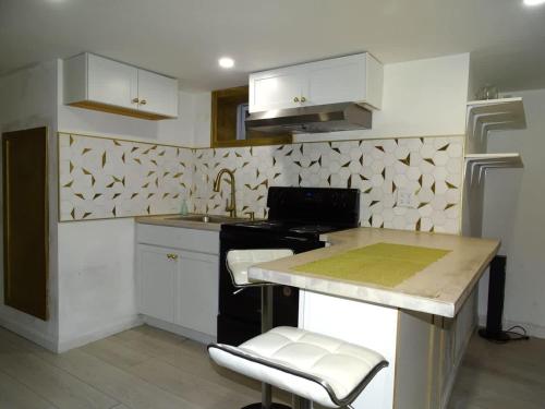 Cozy 1 Bed Apt in Randolph in Randolph