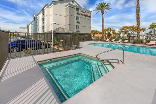 Sonesta Simply Suites Las Vegas - image 35
