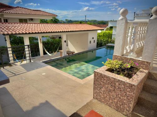 Quinta Guayacanal, hacienda la estancia, piscina, seguridad y tranquilidad