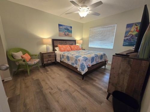 Beach, Pool and Hot Tub 50 feet from back patio door in Cape Canaveral, USA