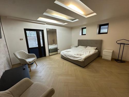 LuxInn Room Type - Superior Deluxe Double or Twin Room 