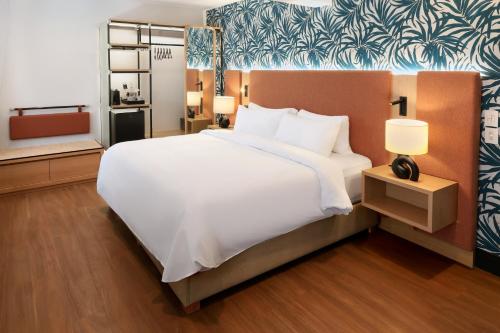1 queen bed