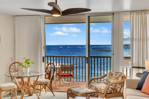 Oceanfront 1bd 1ba Walk to Shops Restaurants 215 - image 11