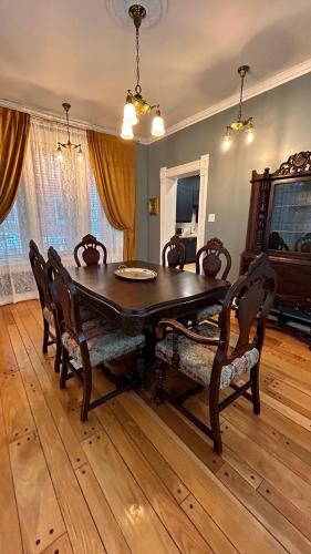 المرافق, Maison Jodoin - Suite Albert in Saint-Hyacinthe
