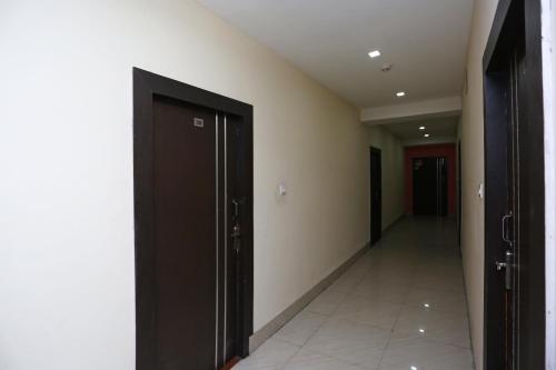 . Hotel O Geetanjali Palace
