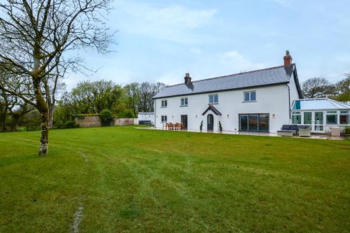 5 Bed in Winkleigh oc-g29214