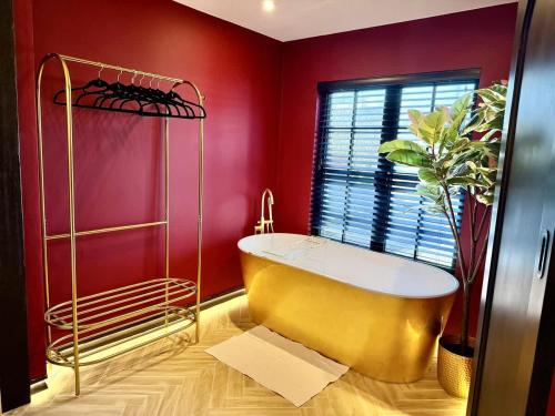 3 Boutique Apartments Jewellery Quarter BHM - image 5