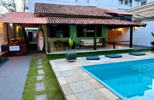 Axé Surf - Yoga and Art Residency - Morro do Grumari