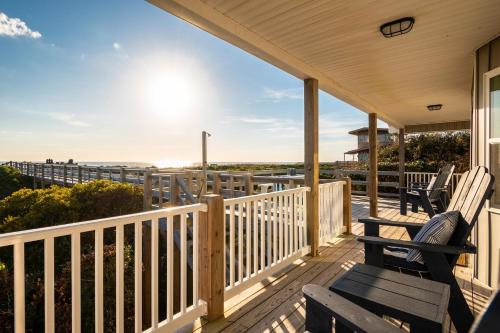 Caswell Cabana by Oak Island Accommodations in Caswell Beach (NC)