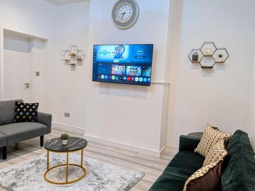 Brand new 4 bedroom house in Newport Free parking gîte à louer Maindee Camp