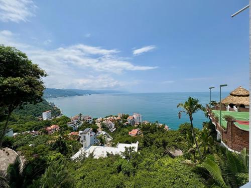 Oceanview Gem Pool & Balcony Conchas Chinas