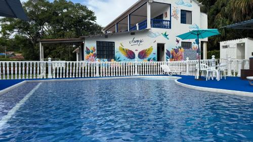 Quinta con Jacuzzi, Cancha de fútbol y Bolirana