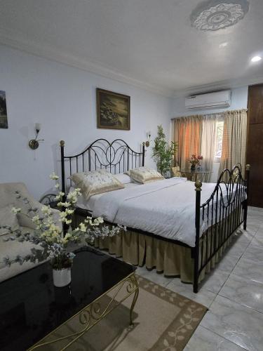 Providence Guesthouse and Catering Services in อาบิดจัน