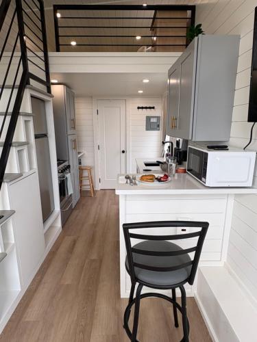 Oceanfront Tiny Retreat in Holden Beach (NC)