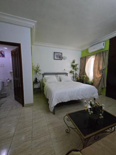 Providence Guesthouse and Catering Services in อาบิดจัน